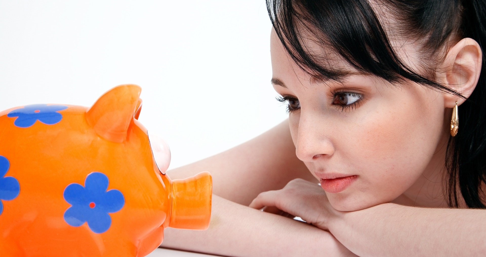 Spartricks im Alltag: Wo viele Menschen ihre Ausgaben unterschätzen und wie Du diesen übersehenen Kostentreibern beikommst