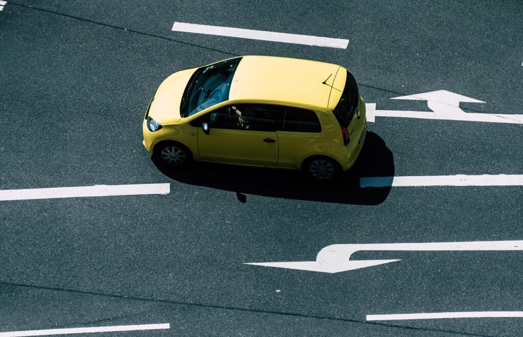 Auto online beleihen und trotzdem weiterfahren? Mit dem flowCar-Prinzip ist das möglich!